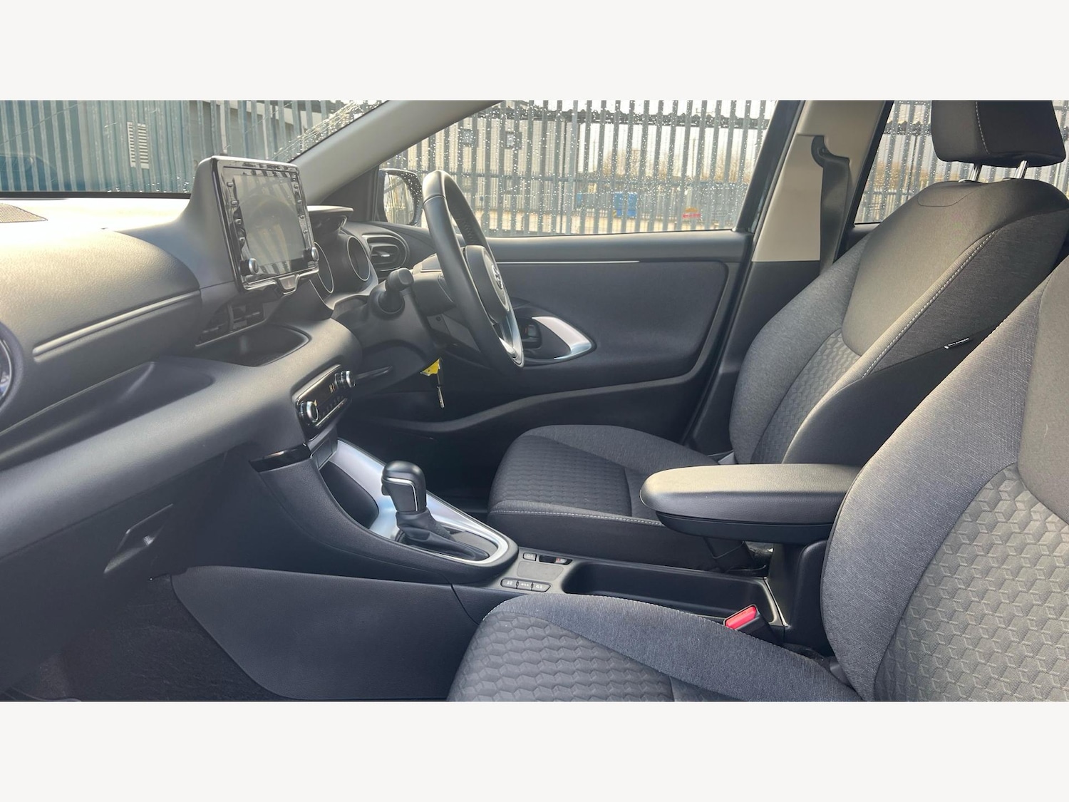 Used Toyota Yaris 2023 for sale - 77343866: Photo 12