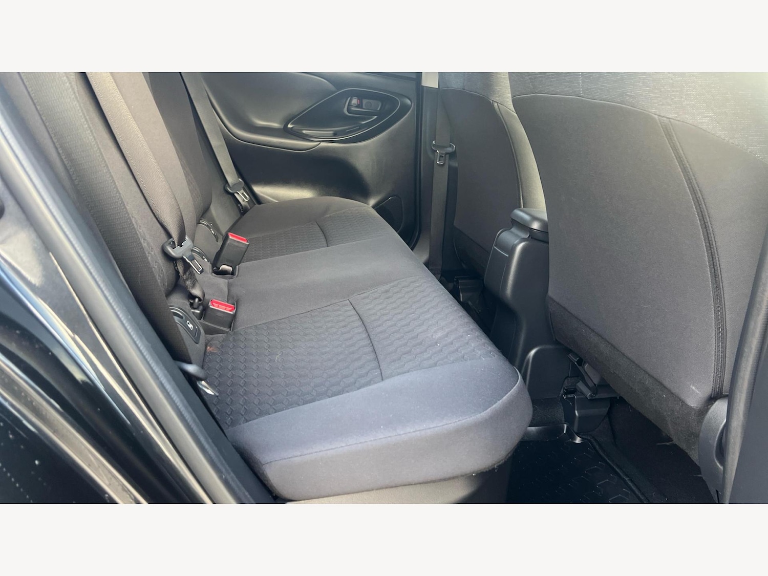 Used Toyota Yaris 2023 for sale - 77343866: Photo 14