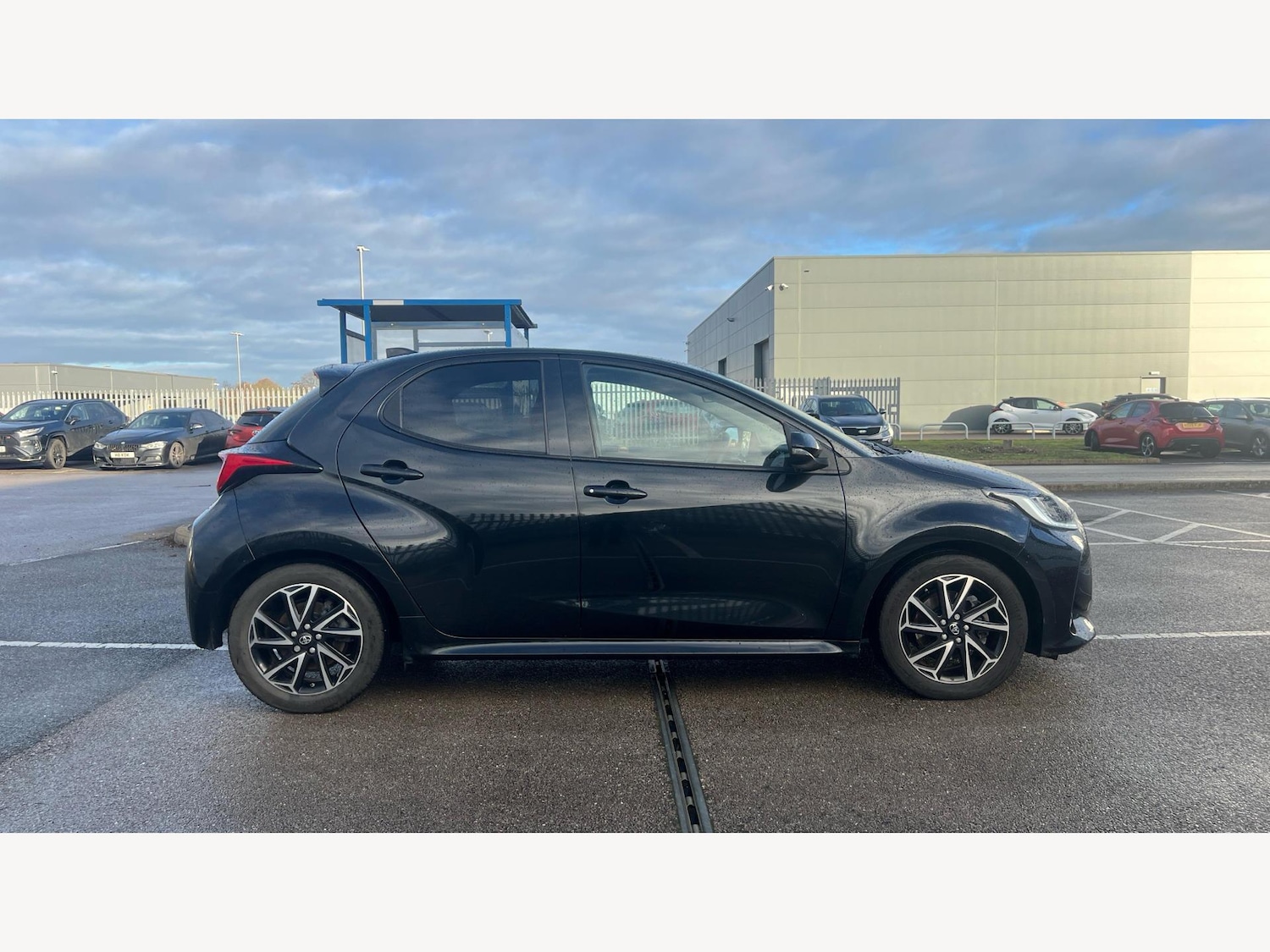 Used Toyota Yaris 2023 for sale - 77343866: Photo 18