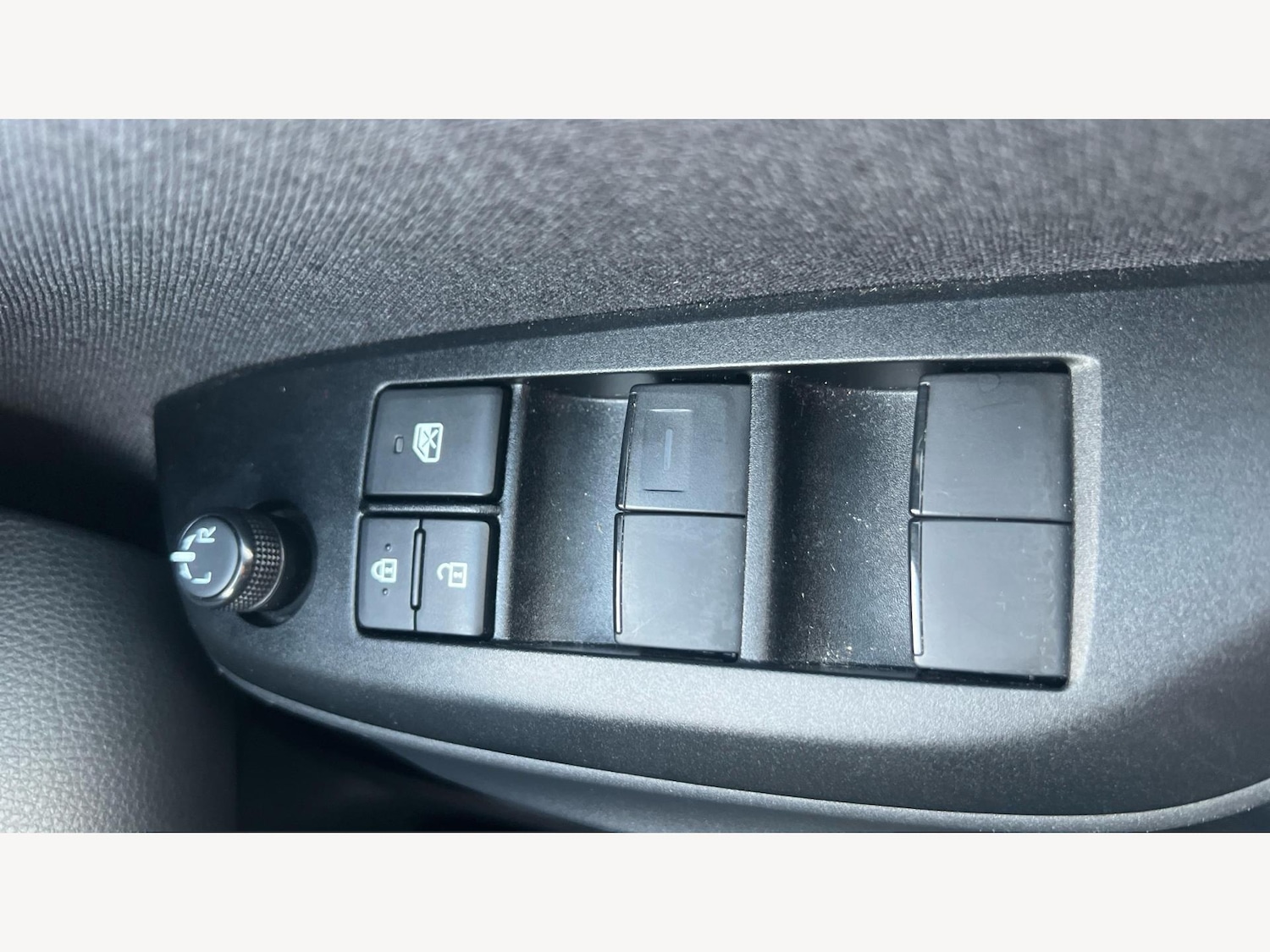 Used Toyota Yaris 2023 for sale - 77343866: Photo 23