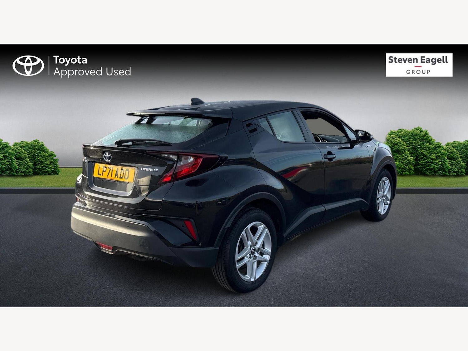 Used Toyota C-HR 2022 for sale - 76766021: Photo 2
