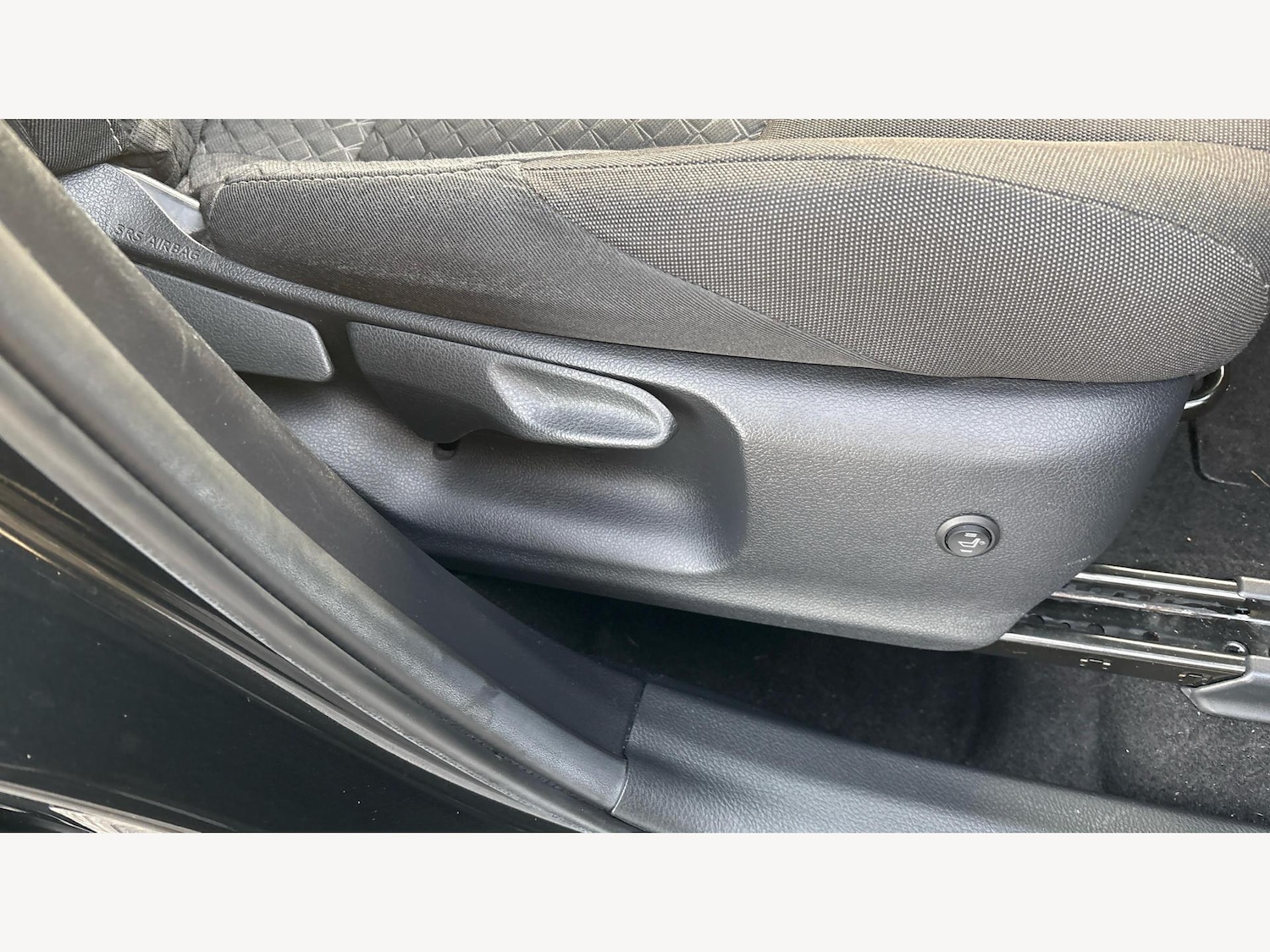 Used Toyota C-HR 2022 for sale - 76766021: Photo 30