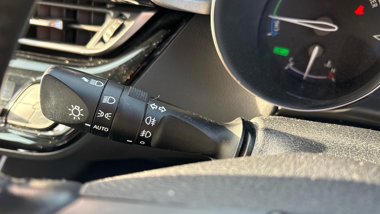 Used Toyota C-HR 2022 for sale - 76766021: Photo 37