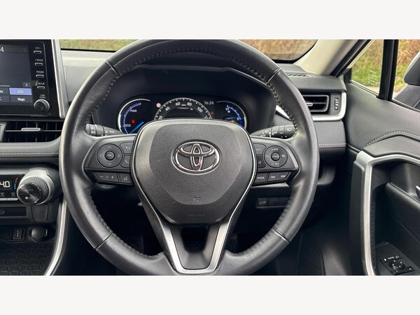 Used Toyota RAV4 2020 for sale - 76200909: Photo 10