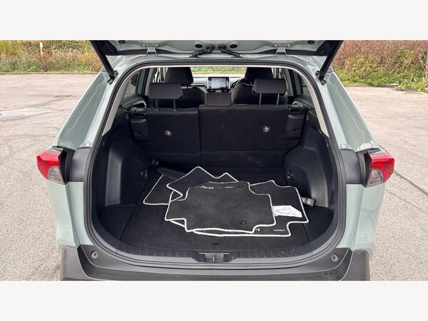 Used Toyota RAV4 2020 for sale - 76200909: Photo 16