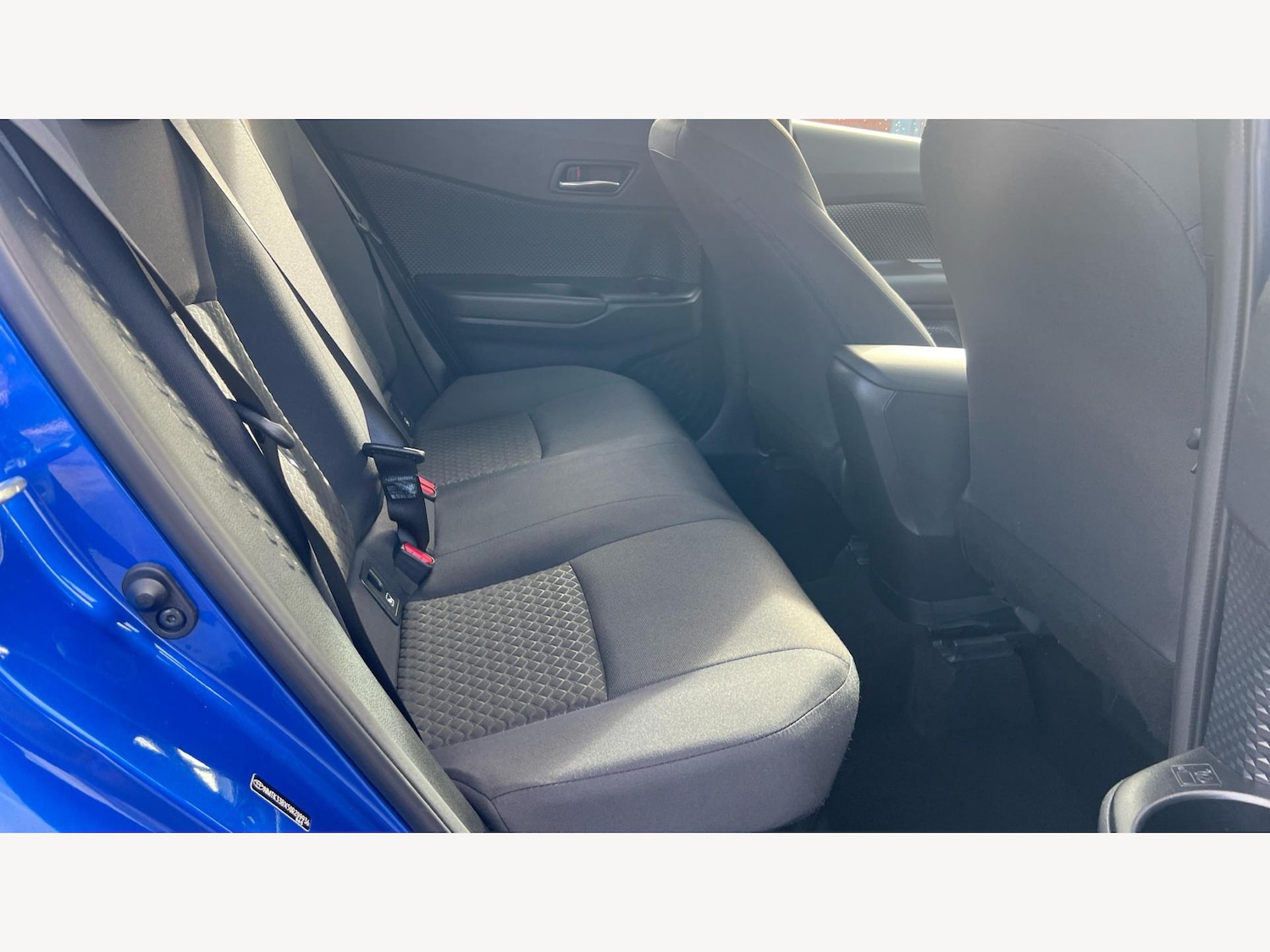 Used Toyota C-HR 2022 for sale - 76336539: Photo 14