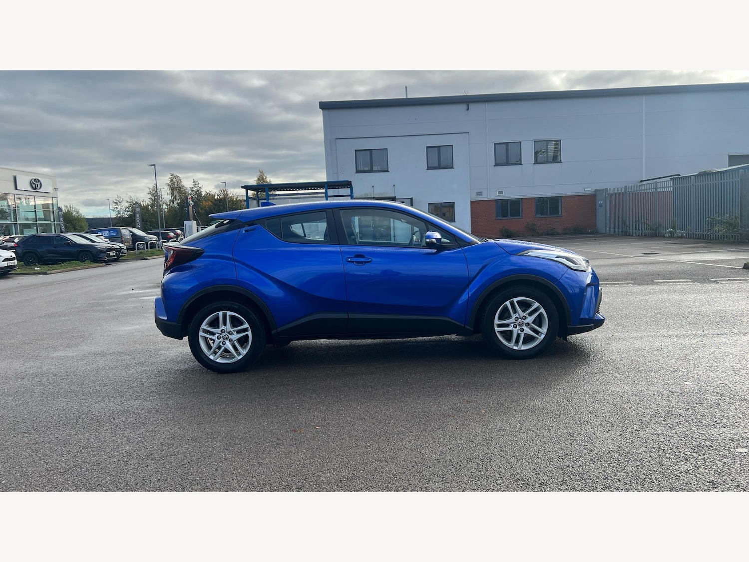 Used Toyota C-HR 2022 for sale - 76336539: Photo 18