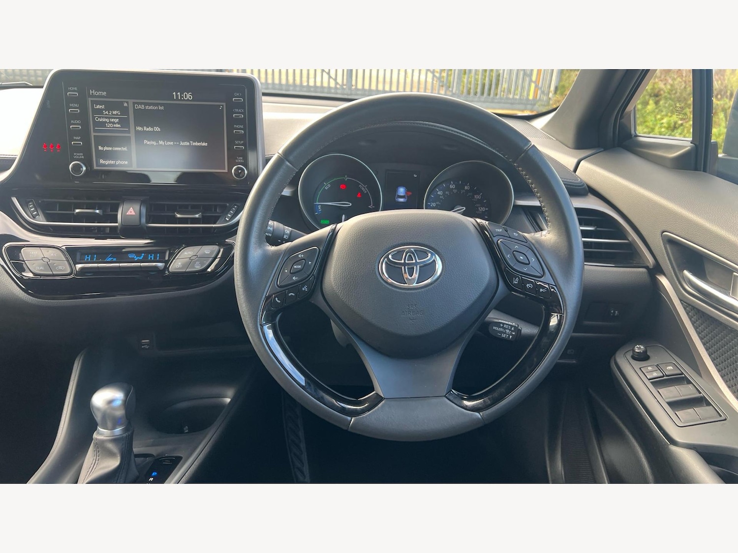 Used Toyota C-HR 2022 for sale - 76336539: Photo 8