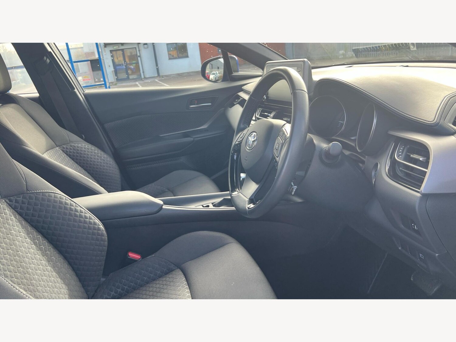 Used Toyota C-HR 2022 for sale - 76976664: Photo 13