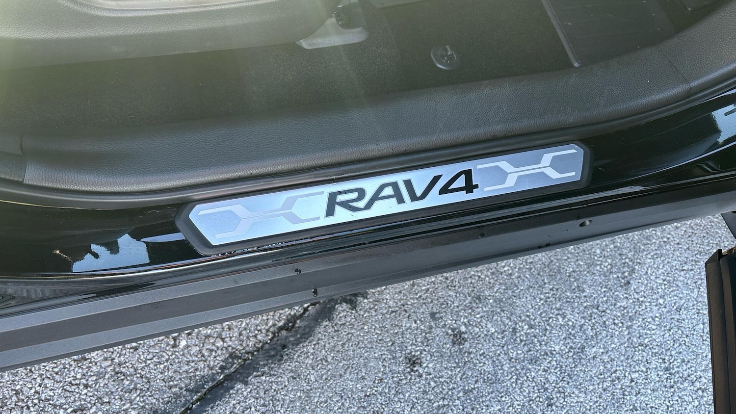 Used Toyota RAV4 2021 for sale - 76381074: Photo 40