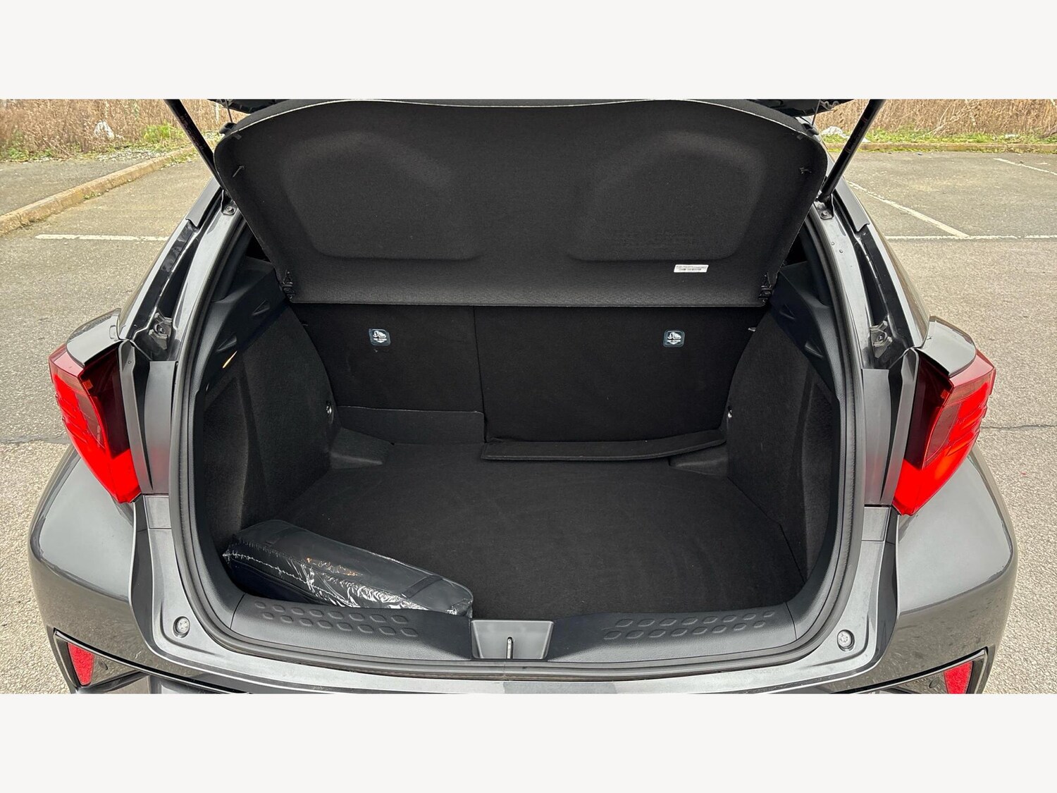 Used Toyota C-HR 2021 for sale - 77560043: Photo 16