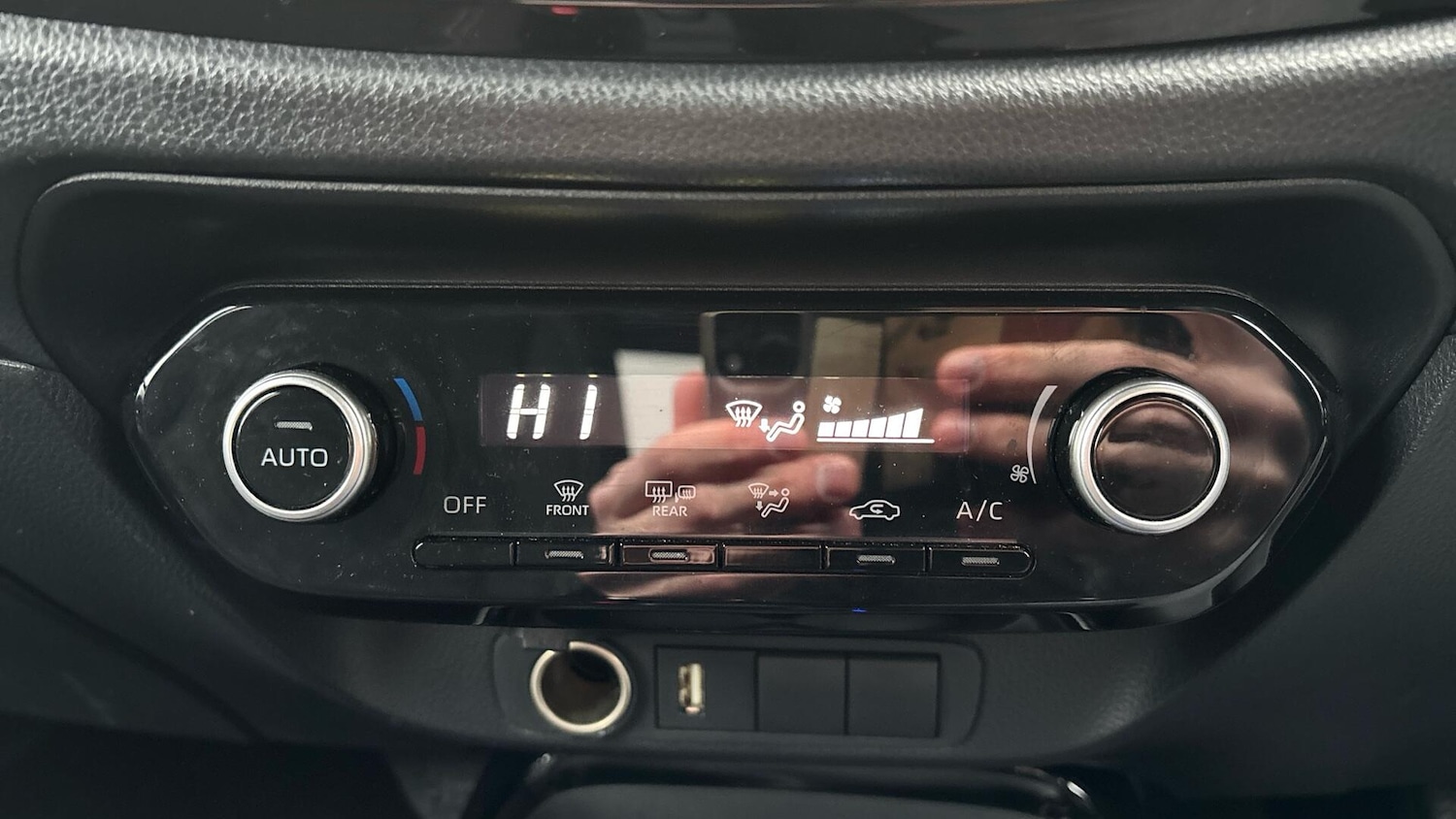 Used Toyota Aygo X 2024 for sale - 77411436: Photo 33