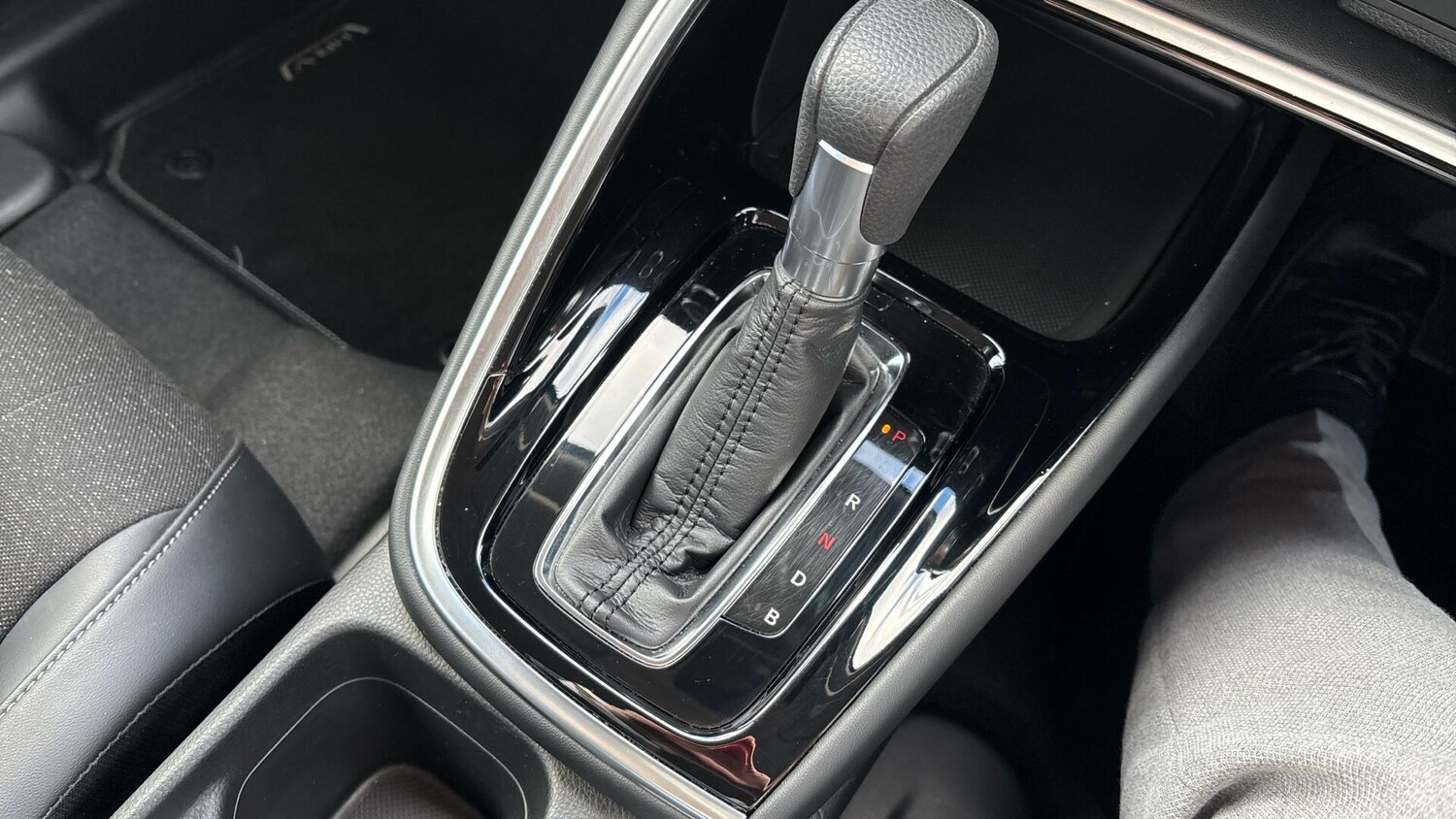 Used Honda HR-V 2022 for sale - 76645516: Photo 38