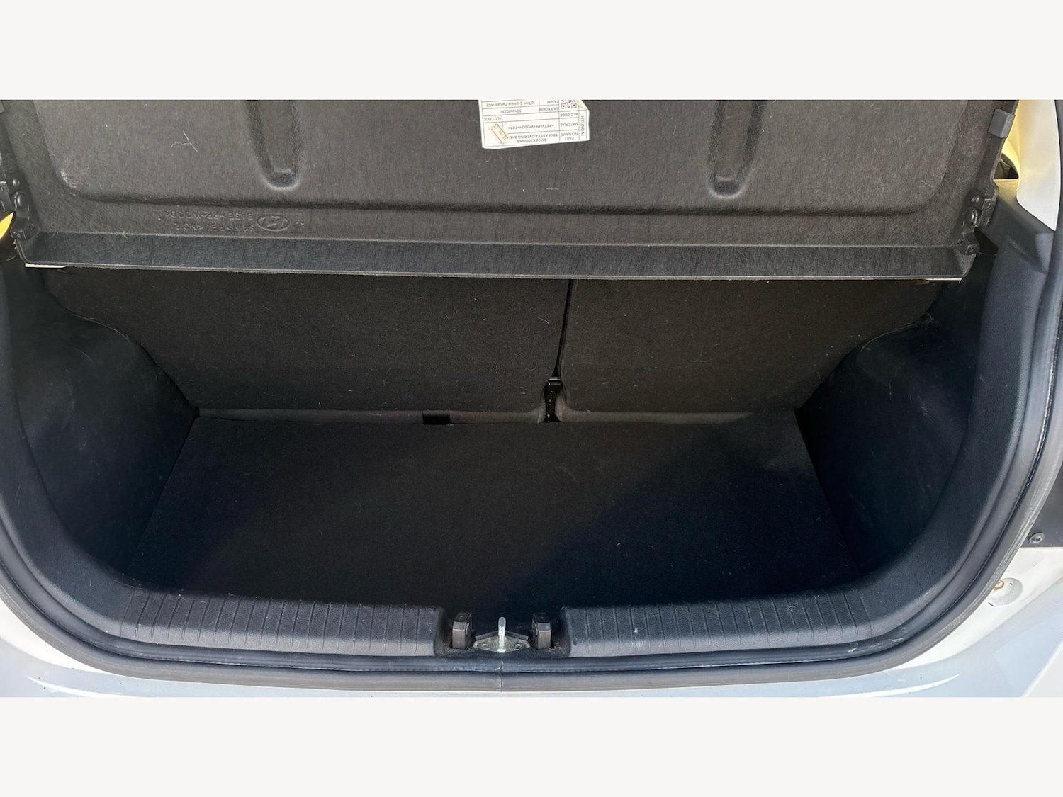 Used Hyundai i10 2020 for sale - 77098195: Photo 16