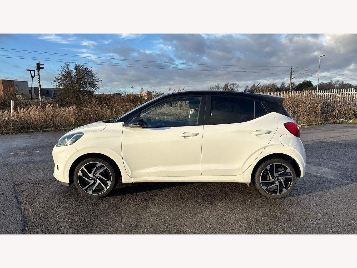 Used Hyundai i10 2020 for sale - 77098195: Photo 19