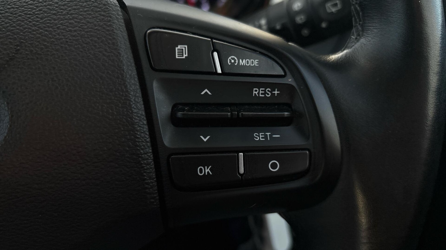 Used Hyundai i10 2020 for sale - 77098195: Photo 39