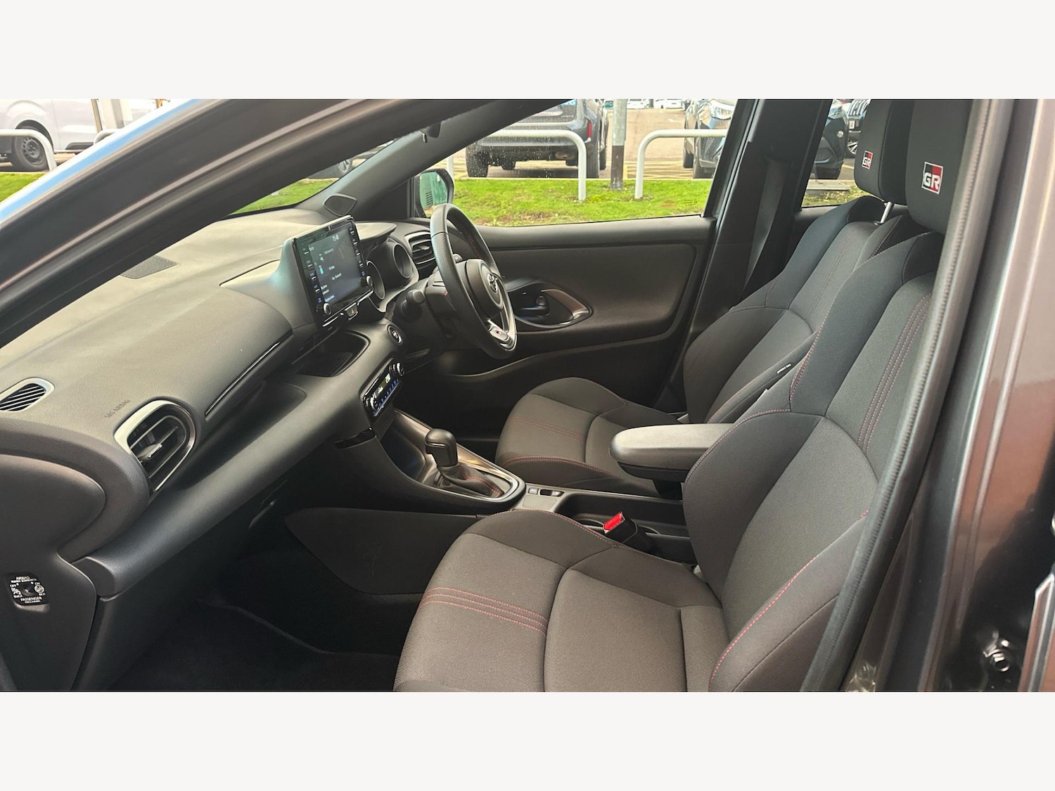 Used Toyota Yaris 2023 for sale - 76592641: Photo 12