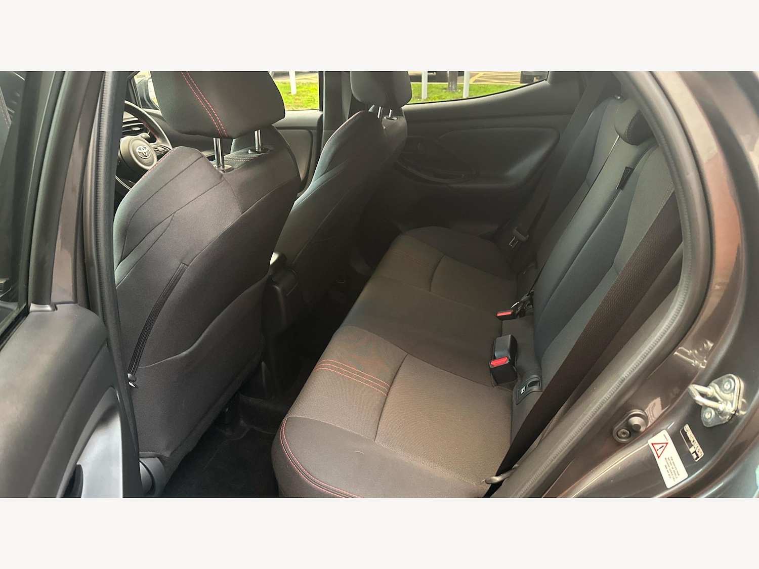 Used Toyota Yaris 2023 for sale - 76592641: Photo 15