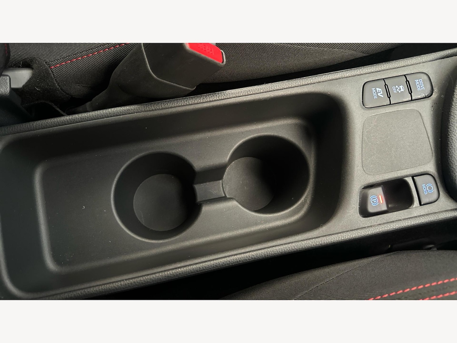 Used Toyota Yaris 2023 for sale - 76592641: Photo 25