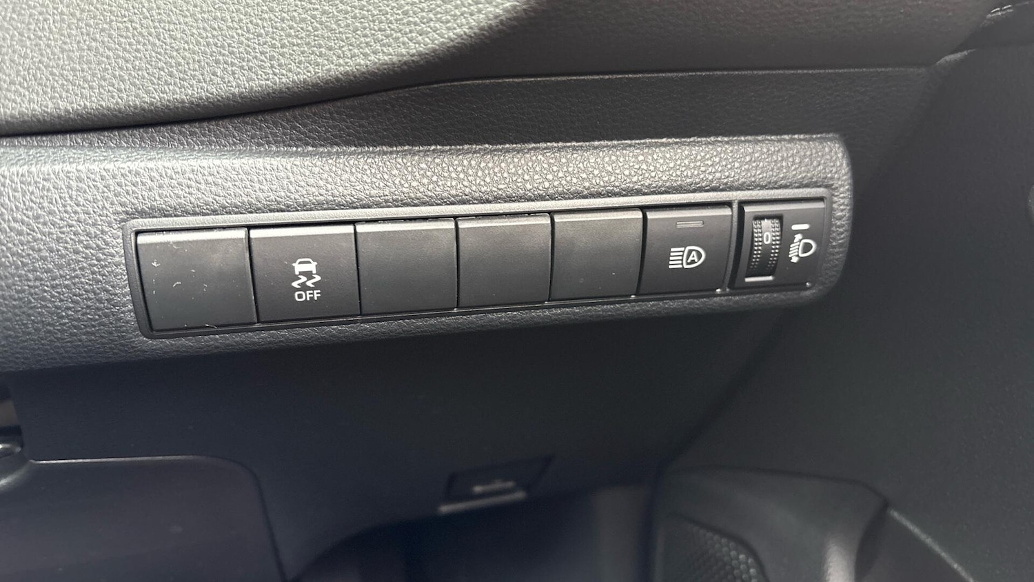 Used Toyota Corolla 2023 for sale - 77130909: Photo 35