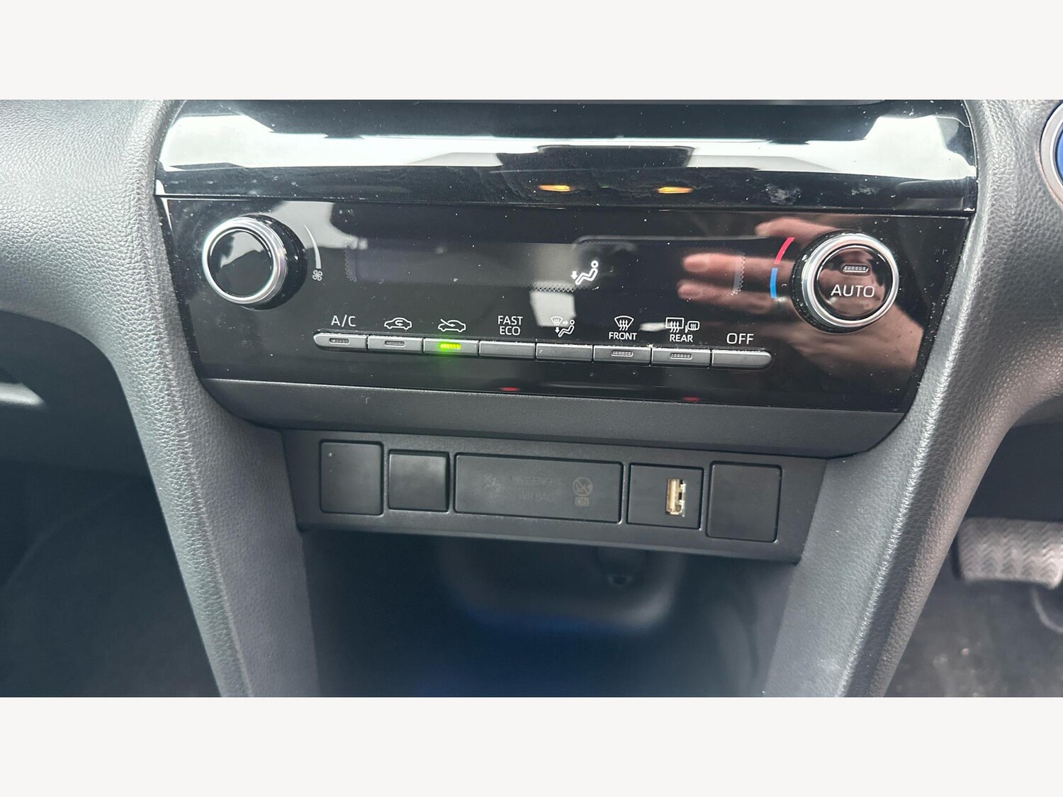 Used Toyota Yaris Cross 2023 for sale - 77163008: Photo 26