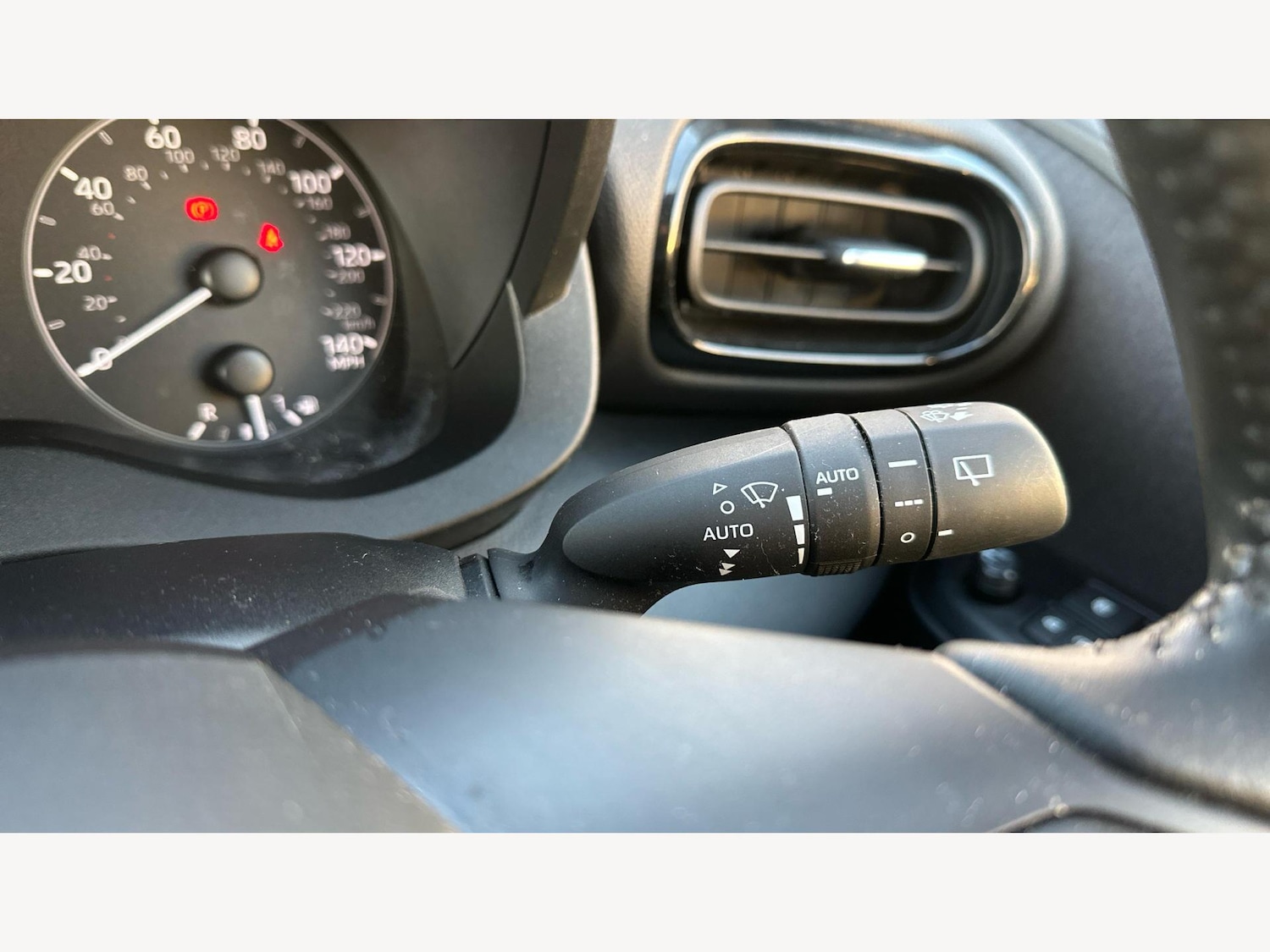 Used Toyota Yaris 2024 for sale - 77278986: Photo 27