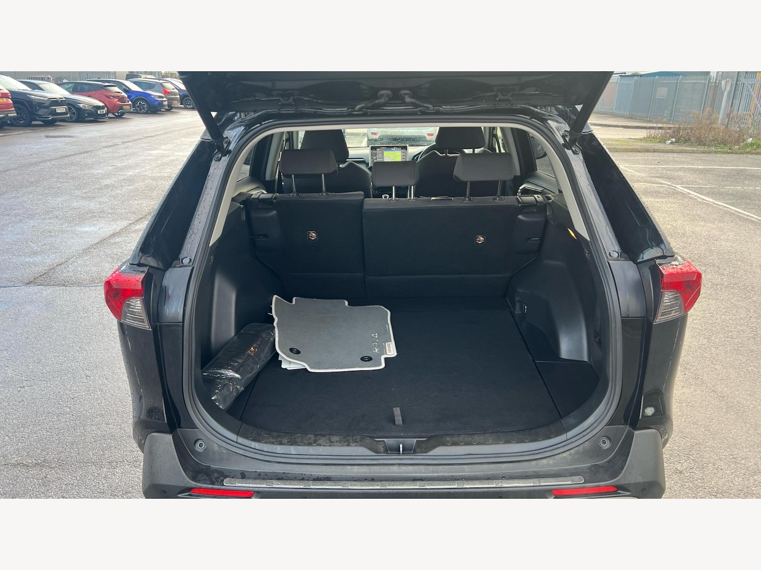 Used Toyota RAV4 2020 for sale - 77345390: Photo 16