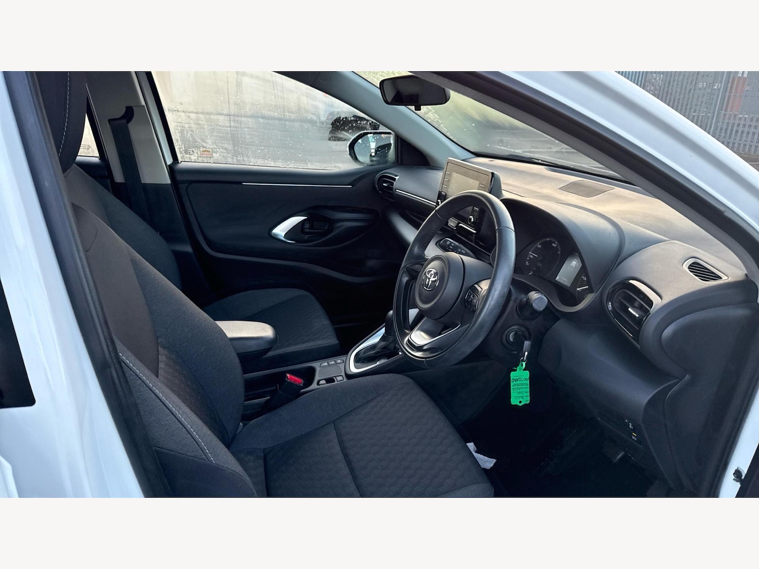 Used Toyota Yaris 2022 for sale - 76856027: Photo 13