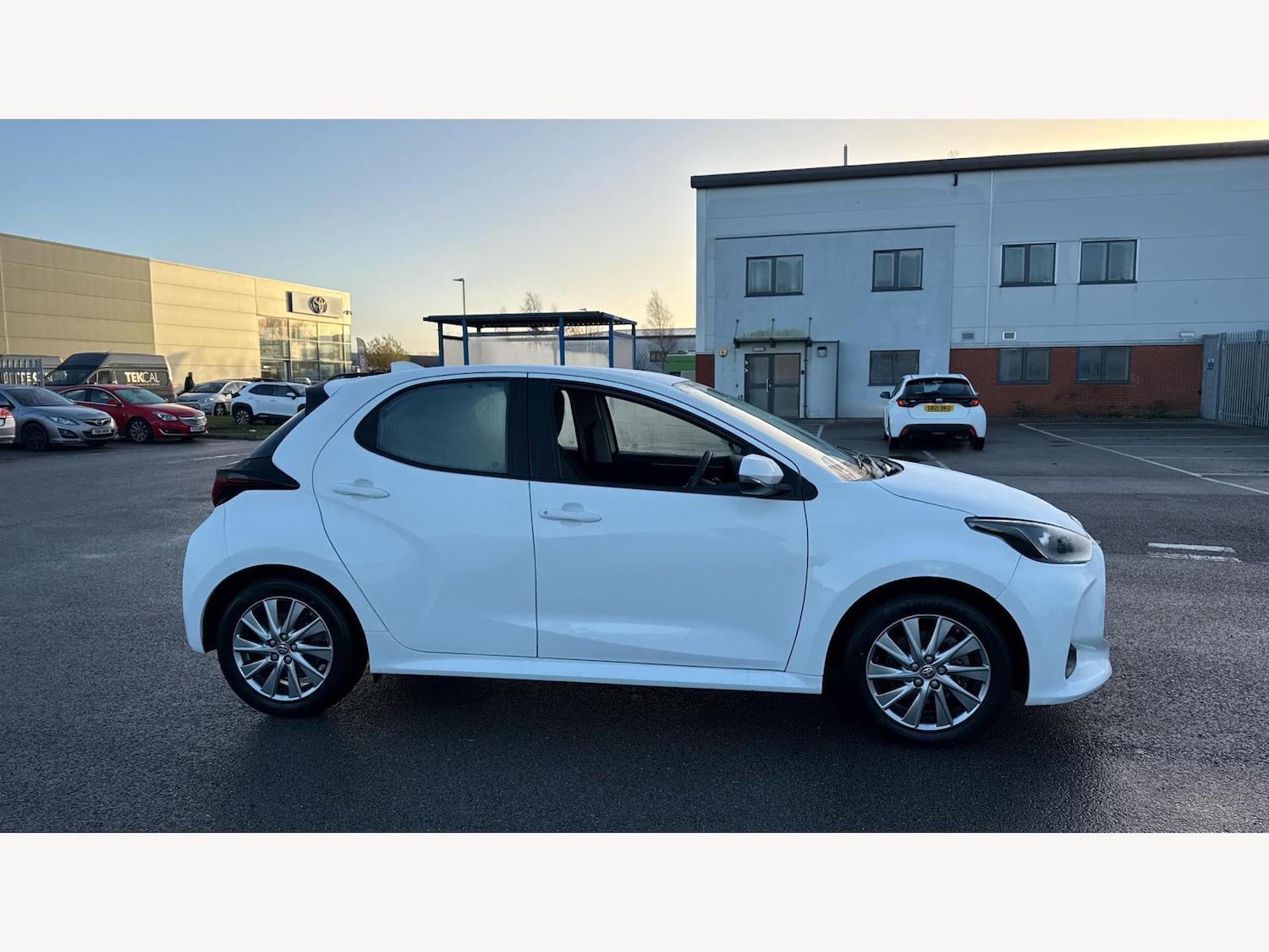 Used Toyota Yaris 2022 for sale - 76856027: Photo 18