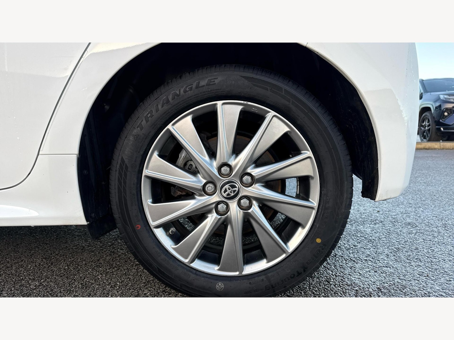 Used Toyota Yaris 2022 for sale - 76856027: Photo 20