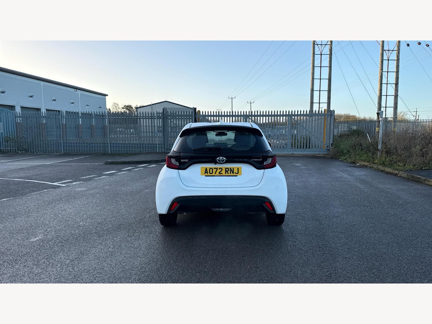 Used Toyota Yaris 2022 for sale - 76856027: Photo 21