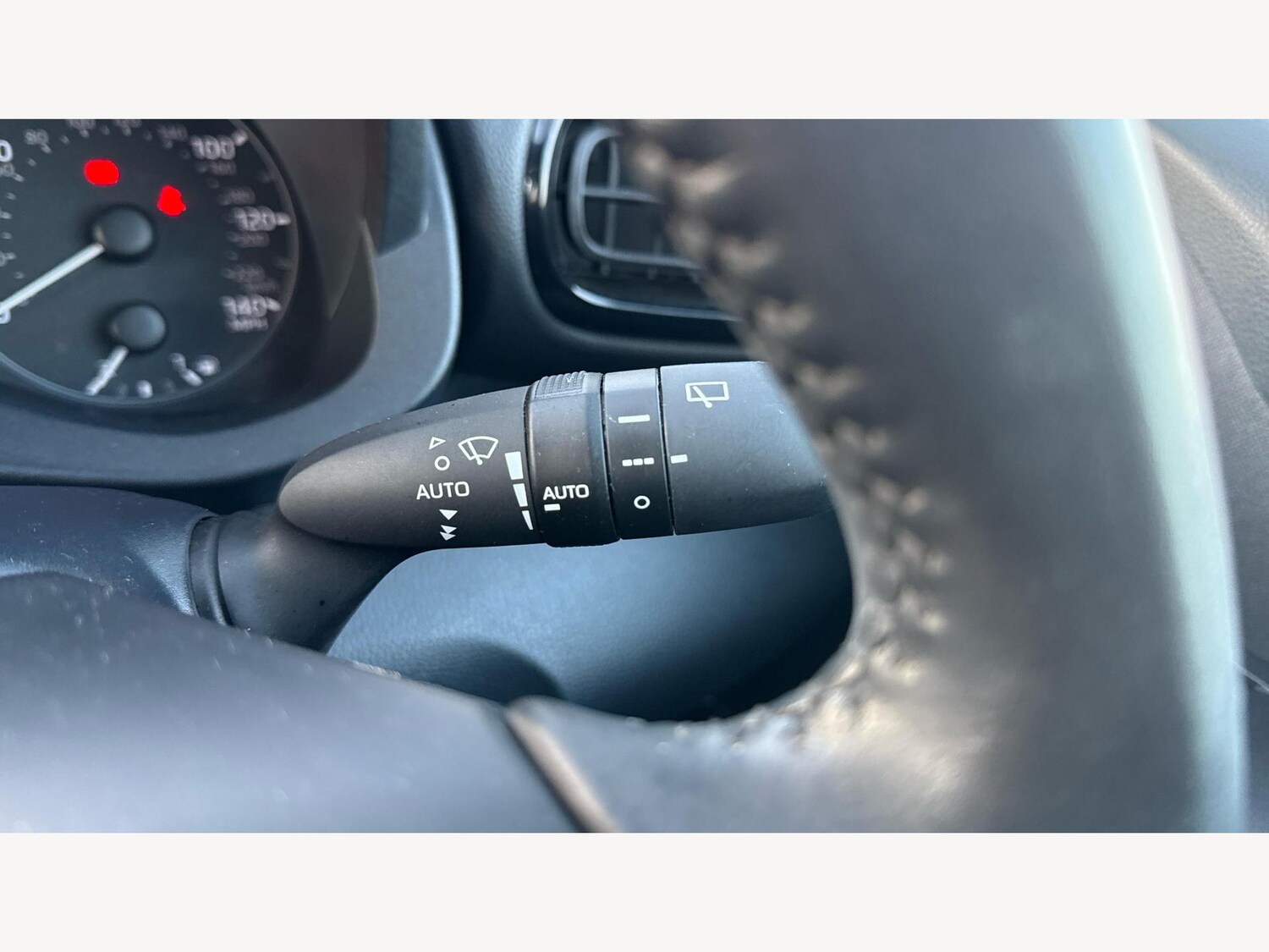 Used Toyota Yaris 2022 for sale - 76856027: Photo 23