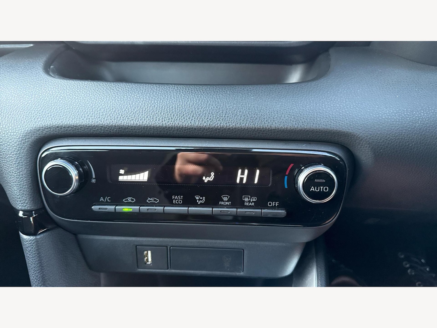 Used Toyota Yaris 2022 for sale - 76856027: Photo 26