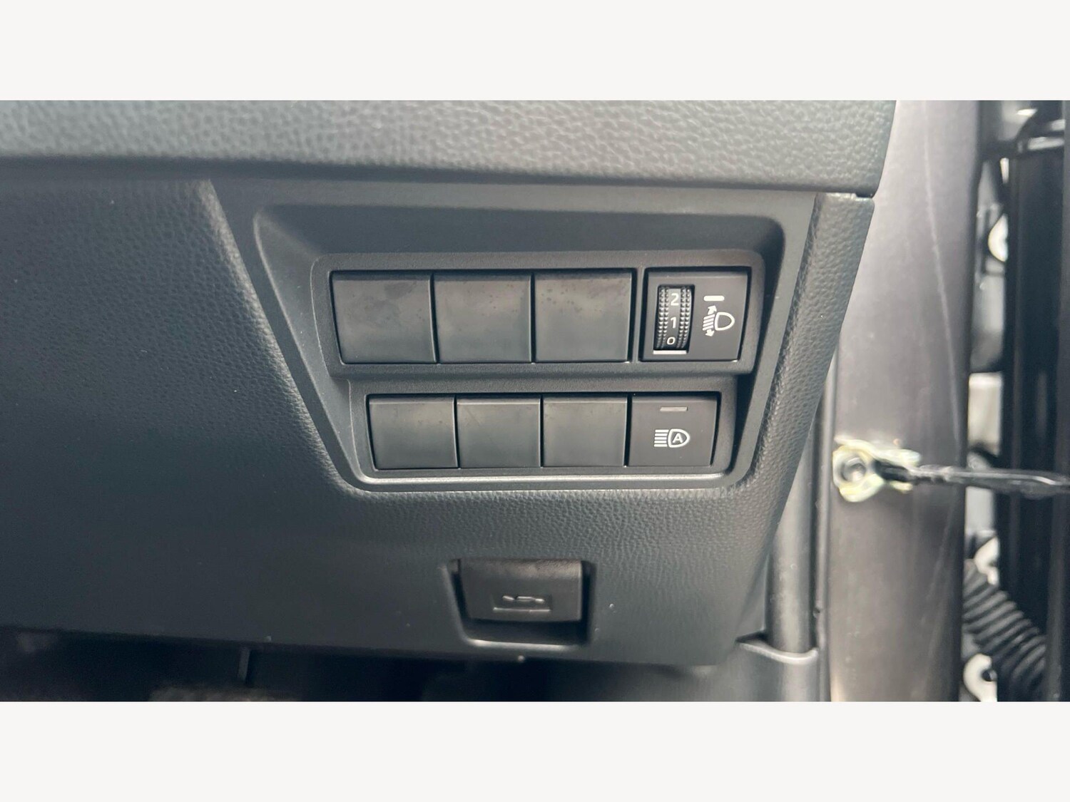 Used Toyota Yaris Cross 2025 for sale - 77799477: Photo 23