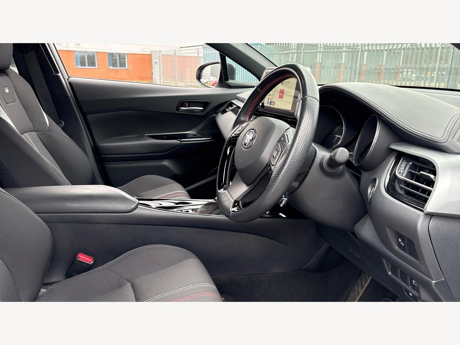 Used Toyota C-HR 2023 for sale - 77838766: Photo 13