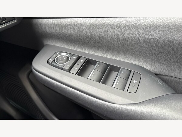 Used Toyota Prius 2025 for sale - 75634925: Photo 28