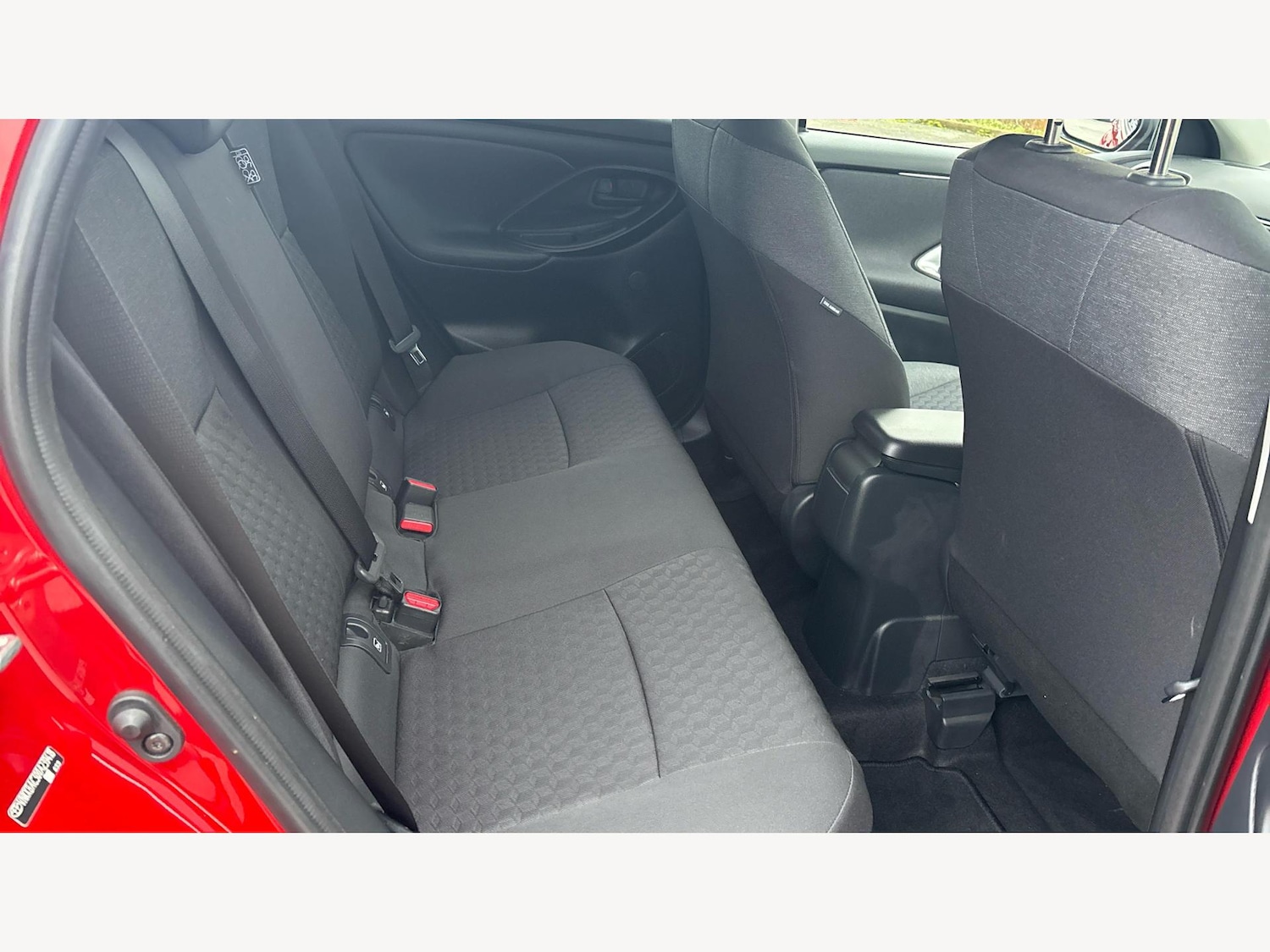 Used Toyota Yaris 2022 for sale - 77279300: Photo 14