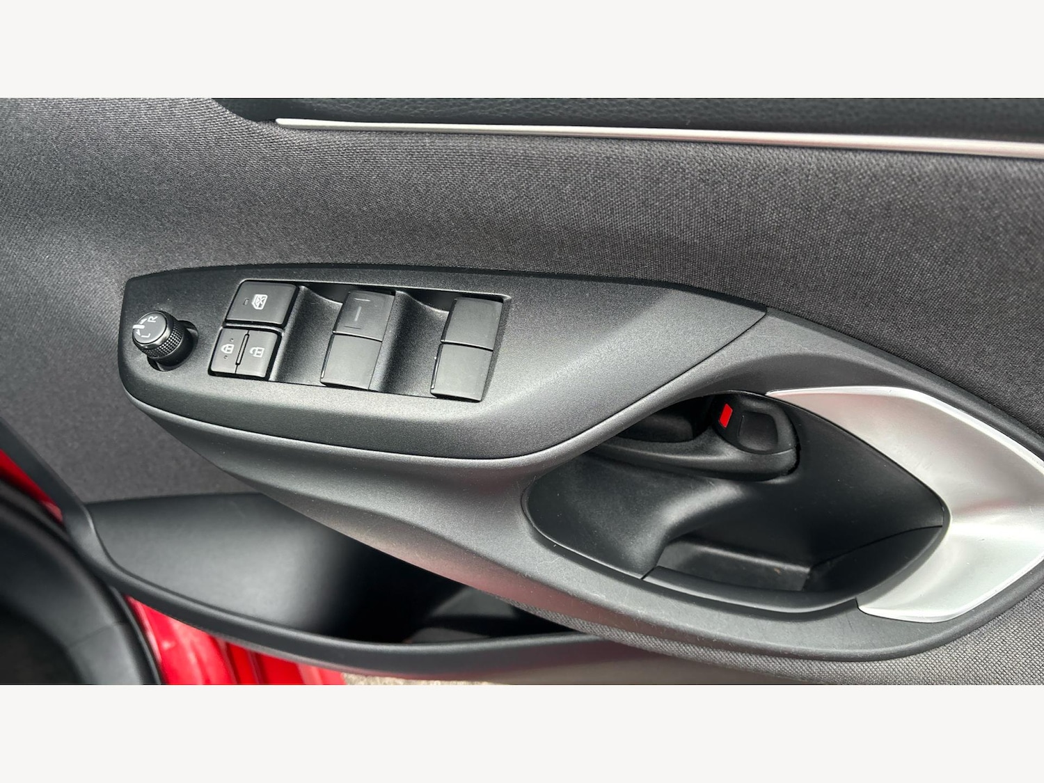 Used Toyota Yaris 2022 for sale - 77279300: Photo 27