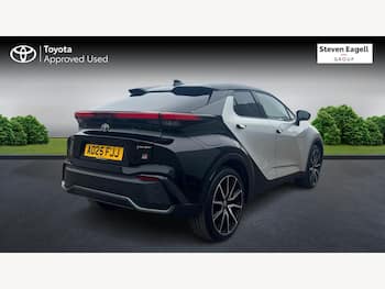 Used Toyota C-HR 2025 for sale - 79590020: Photo