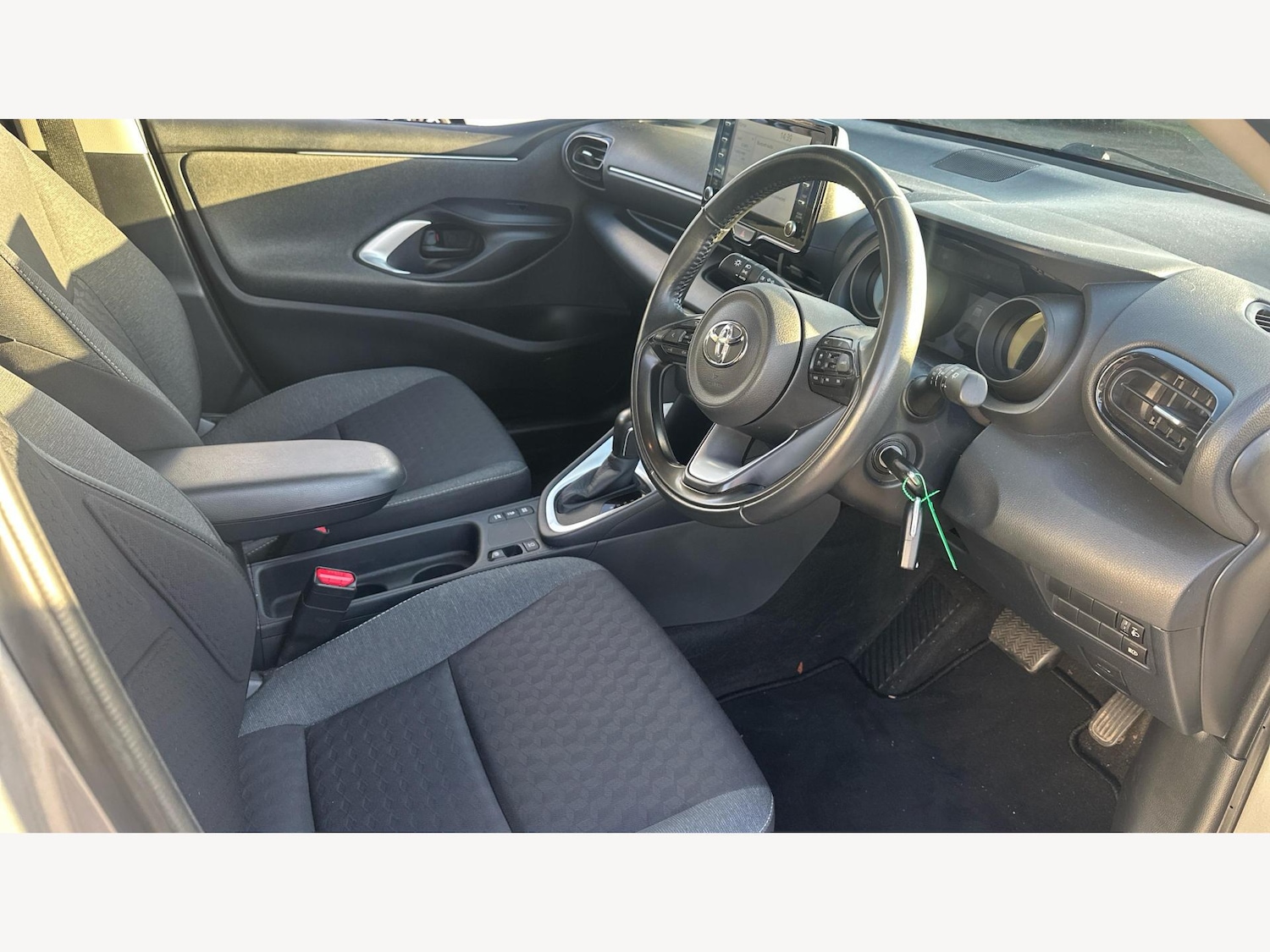 Used Toyota Yaris 2021 for sale - 76645570: Photo 13