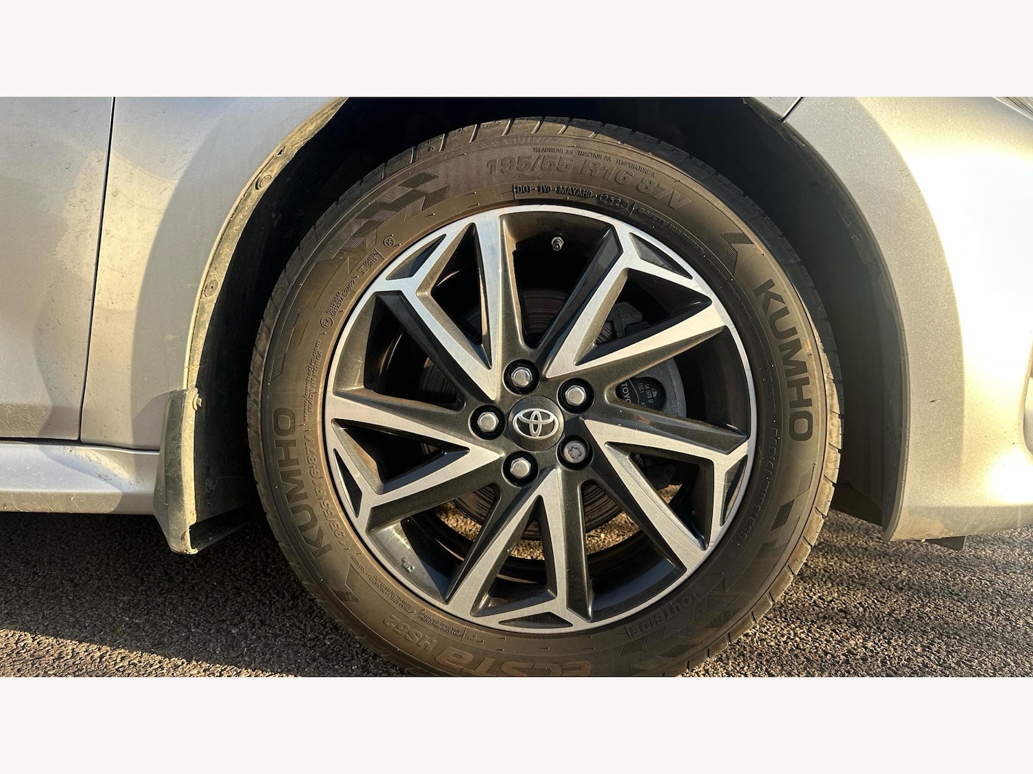 Used Toyota Yaris 2021 for sale - 76645570: Photo 20