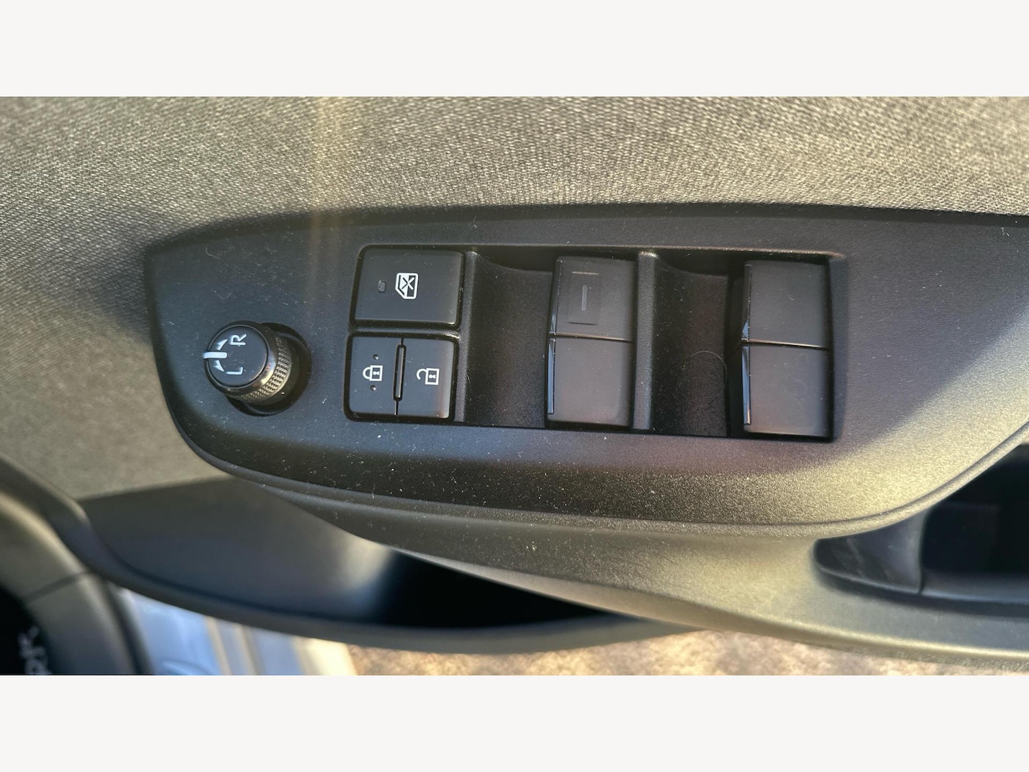 Used Toyota Yaris 2021 for sale - 76645570: Photo 29