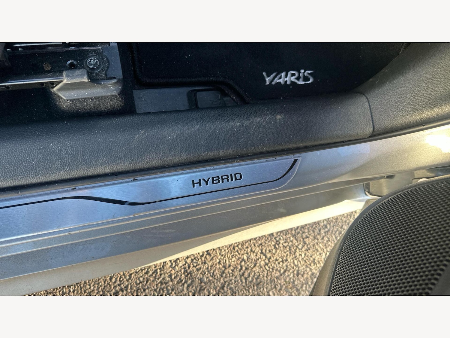 Used Toyota Yaris 2021 for sale - 76645570: Photo 30