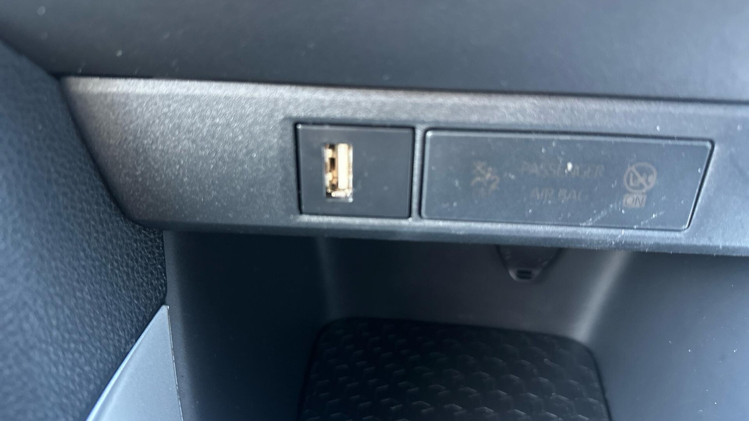 Used Toyota Yaris 2021 for sale - 76645570: Photo 36