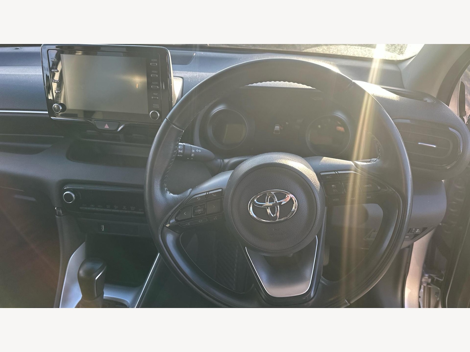Used Toyota Yaris 2021 for sale - 76645570: Photo 8