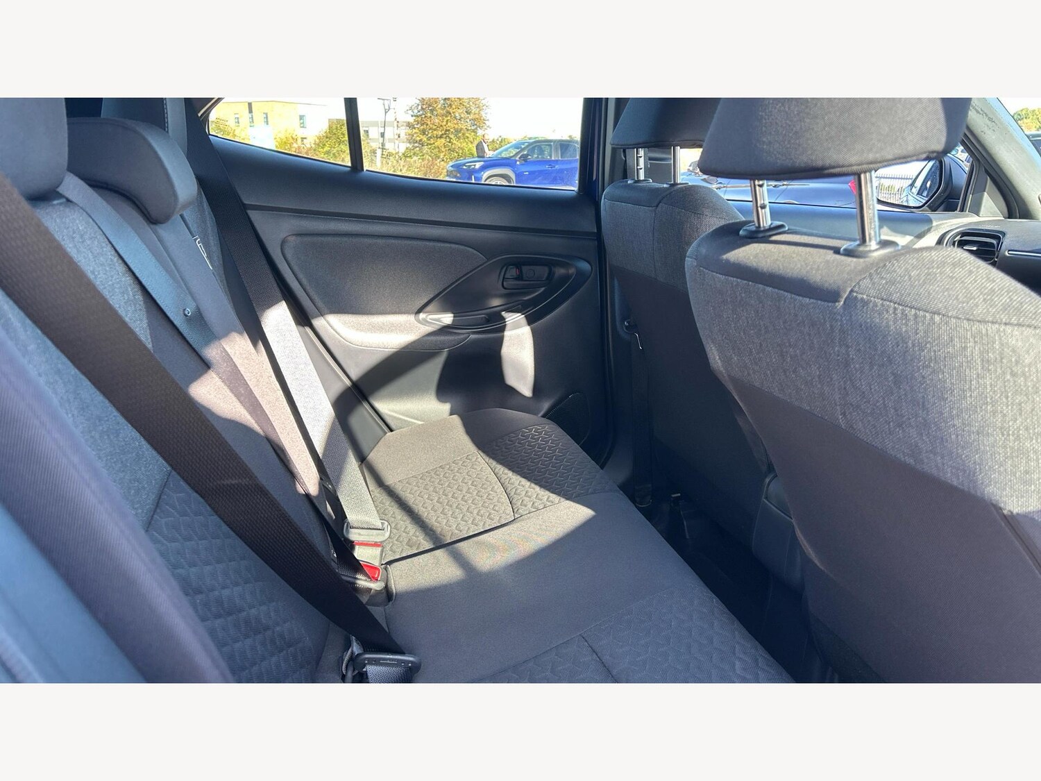 Used Toyota Yaris Cross 2022 for sale - 75884877: Photo 14