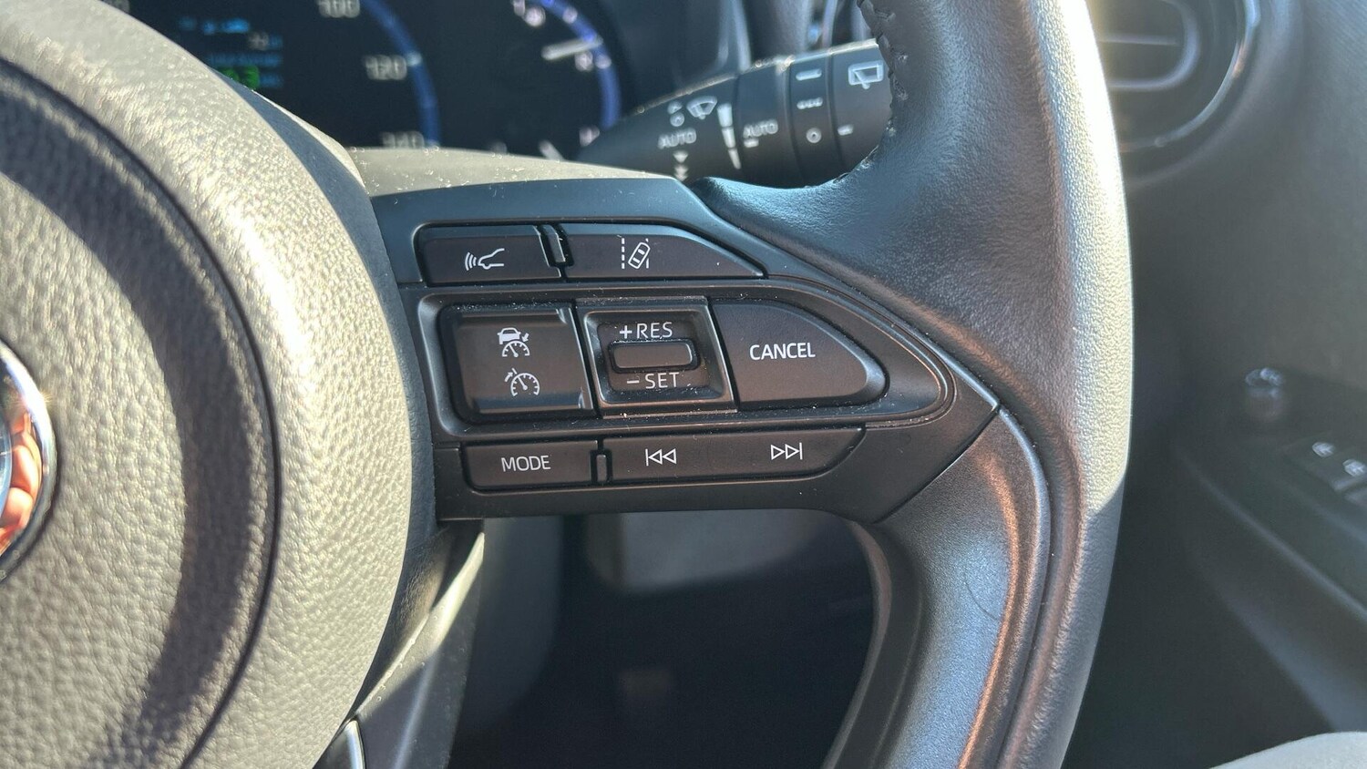 Used Toyota Yaris Cross 2022 for sale - 75884877: Photo 37