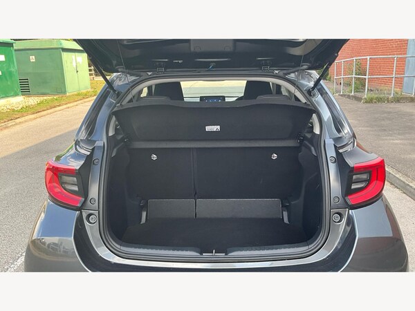 Used Toyota Yaris 2024 for sale - 75728785: Photo 16