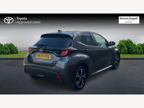 Used Toyota Yaris 2024 for sale - 75728785: Photo 2