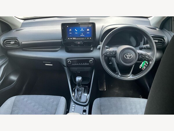 Used Toyota Yaris 2024 for sale - 75728785: Photo 7